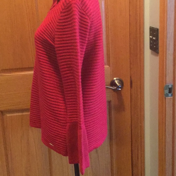Red Shimmery Wweater by Calvin Klein NEW with Tags FAST SHIP ~ Soft and Comfy! - Picture 2 of 8